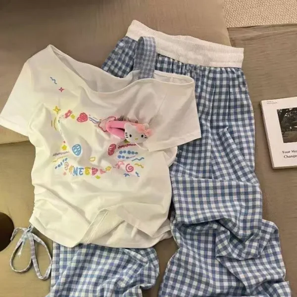 Aria Cartoon Print Asymmetrical Short-Sleeve & Plaid Pants Sleepwear Set – White & Blue